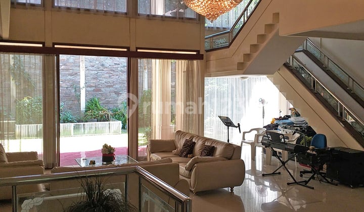 Flood-Free House with Minimal Renovation in Setra Sari, Bandung