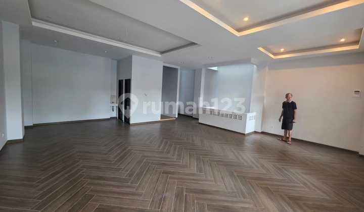 Ruko di Sayap RIau, Istimewa Siap Pakai di Lokasi Strategis