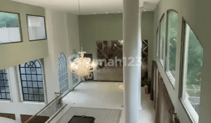 Rumah untuk Kantor atau Usaha di Sayap Pasteur - Pasirkaliki