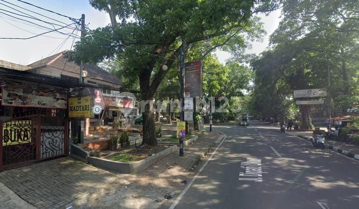 Active Commercial Space in Dipatiukur Near UNPAD University, ITB, etc.