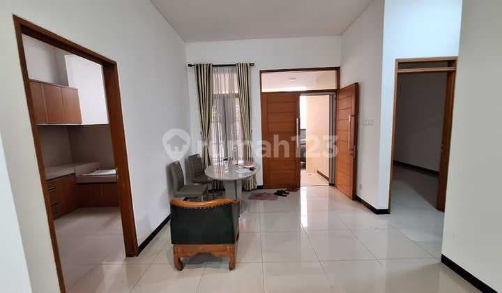 Dijual Rumah Siap Huni Dekat Tol Kopo Bandung