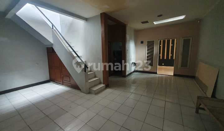 Rumah 2 Lantai Bagus di Taman Kopo Indah 1 Siap Huni