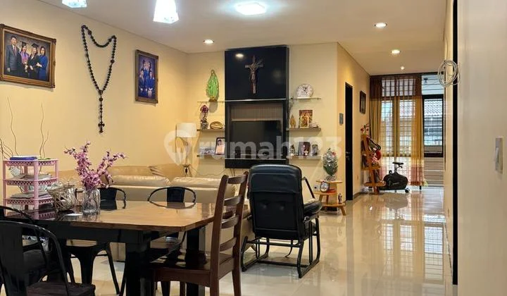 Dijual Rumah Furnished Siap Huni di Tki 2