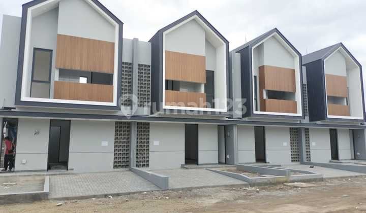 New 2-Story House in Sayap TKI Bandung
