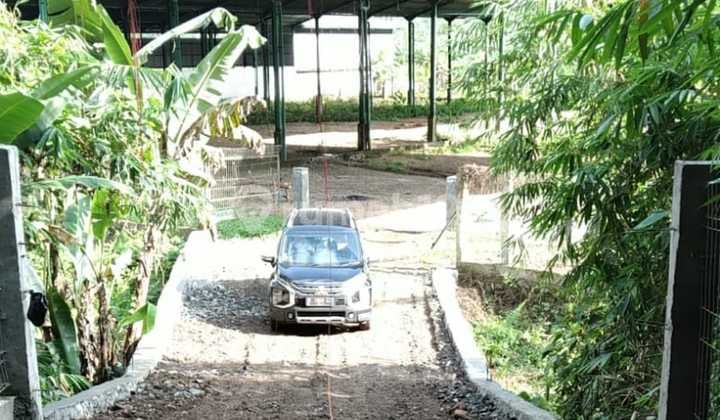 Warehouse for Sale, Ready to Use, 40-Foot Container Access.