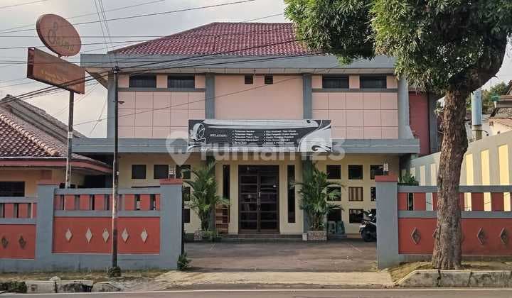 Dijual Tempat Usaha Lokasi Strategis