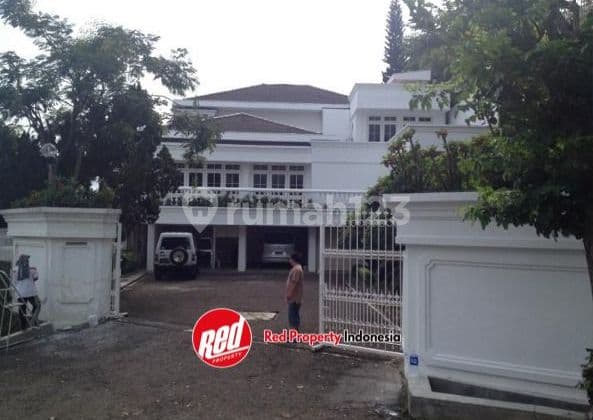 Dijual Rumah Beton Semua, 2 Lantai, SHM, di Banyumanik