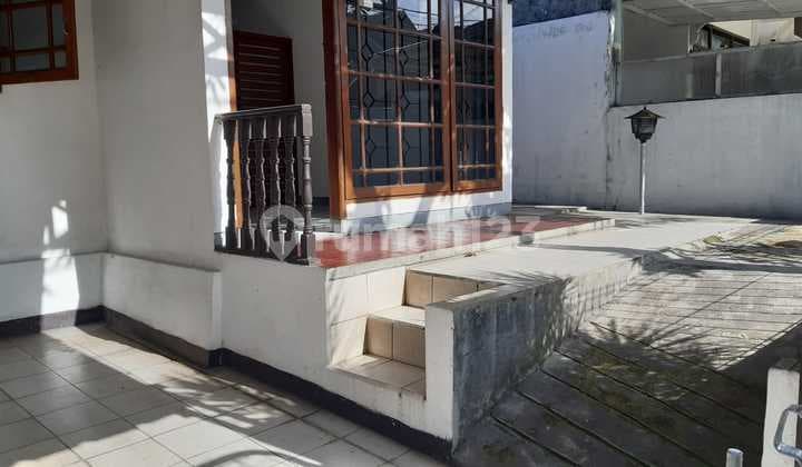RUMAH DI DALAM KOMPLEK DISEWAKAN DI CIMAHI UTARA