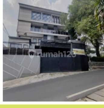 Rumah Siap Huni Jual Via Lelang Daerah Elite Kemang.