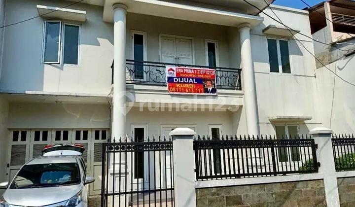 Rumah Siap Huni Cash Keras atau KPR. bisa Untk Kantor Rmhkost Jln Besar Bebas Banjir.