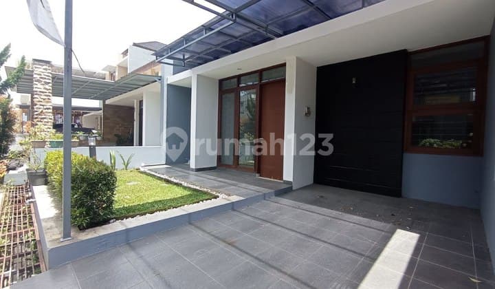Rumah 2 Lantai Baru Semi Furnished SHM di Cherryfield, Bandung