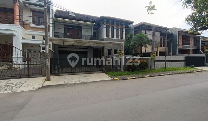 Dijual Cepat! Rumah Lux Siap Huni di Komplek Batununggal Bandung