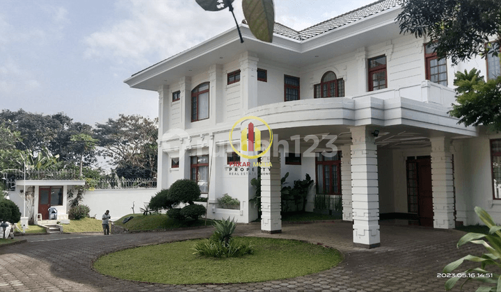 RUMAH MEWAH MURAH DI SETIABUDI DAGO BANDUNG
