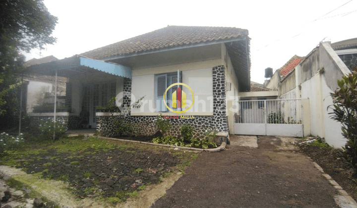 LOKASI TERBAIK !!! Rumah di Cilaki Riau Dekat Gedung sate Bandung