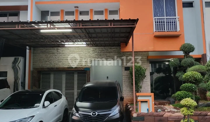 Dijual cepat Rumah 2 lantai full furnished di Citra 6