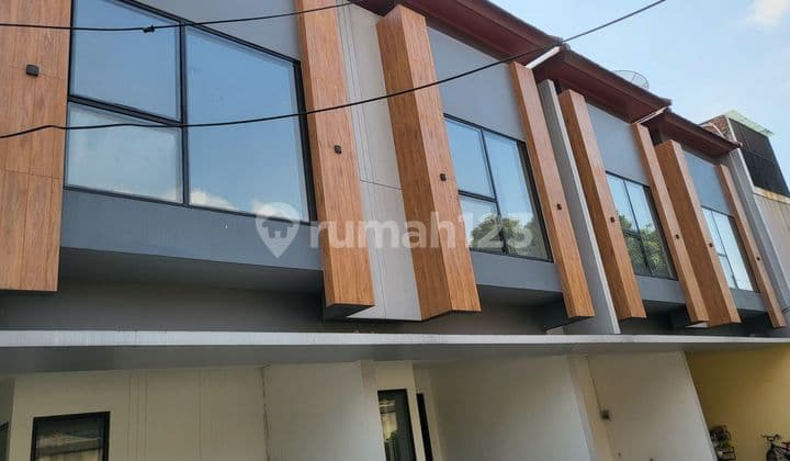 Dijual cepat Rumah baru 2 lantai di Sunrise Garden, Kedoya