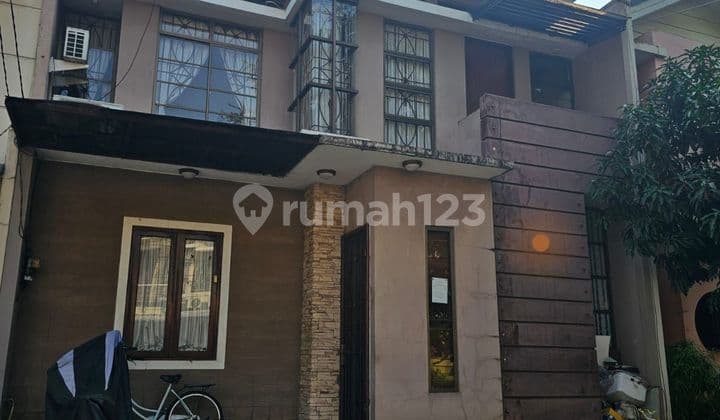 Quick Sale 2-Story House in West Lippo Karawaci, Tangerang