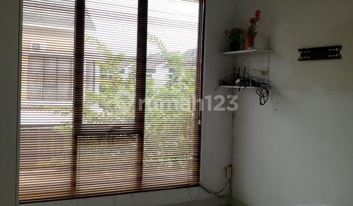 Rumah 2 Lantai Hoek Di Imperial Jaya Park, Sepatan, Tangerang