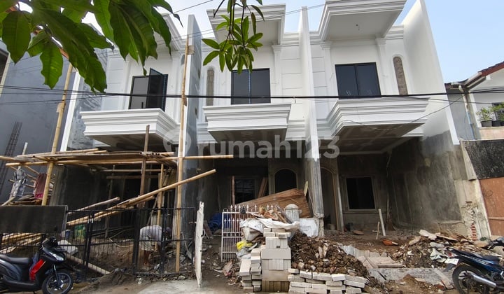 Dijual Cepat Rumah Baru 2 Lantai di Poris Indah, Cipobdoh Indah
