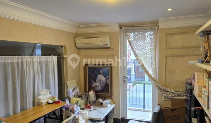 Dijual Rumah Cantik 3lantai Di Gading Parkview. Kelapa Gading. Jakarta Utara
