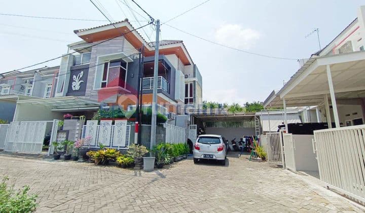 3 Rumah Minimalis 2 Lantai Connecting Di Joyoagung