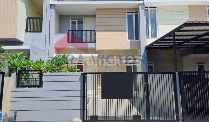 Two-story new building house in the Ikan2 area near Lowokwaru.