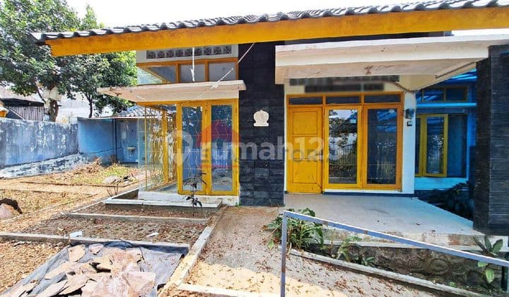 Dijual rumah, tanah luas di Puncak Buring Indah