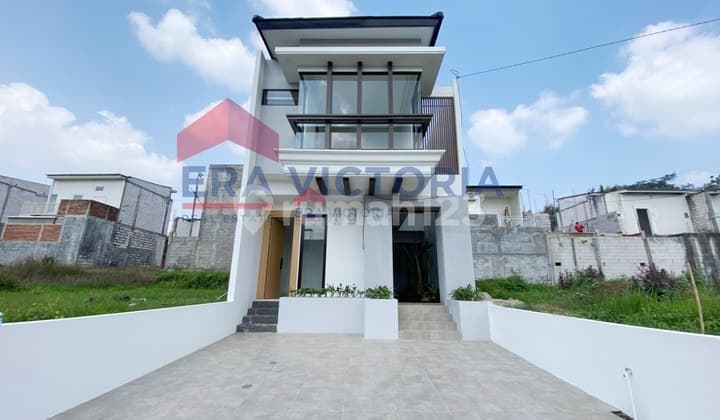 Rumah Baru 4 Kamar Dekat Exit Tol Malang Dan Velodrom