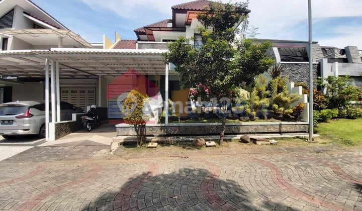 Rumah 2 Lantai Full Furnished Di Ijen Nirwana