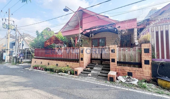 Dijual Rumah Pojok 450 M2 Belakang Rs Lavalettr