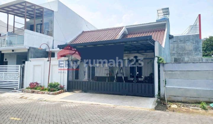Rumah 1,5 Lantai Dg Dapur Dan Kamar Mandi Cantik Dkt Bandara