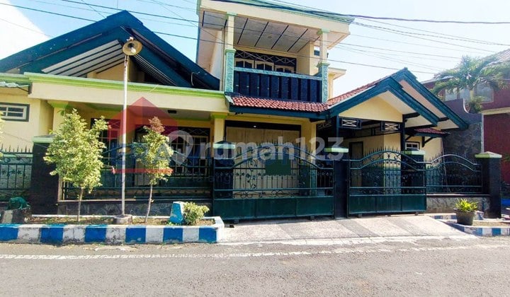 Rumah 2 Lantai Siap Huni Dekat Kampus Di Malang Kota
