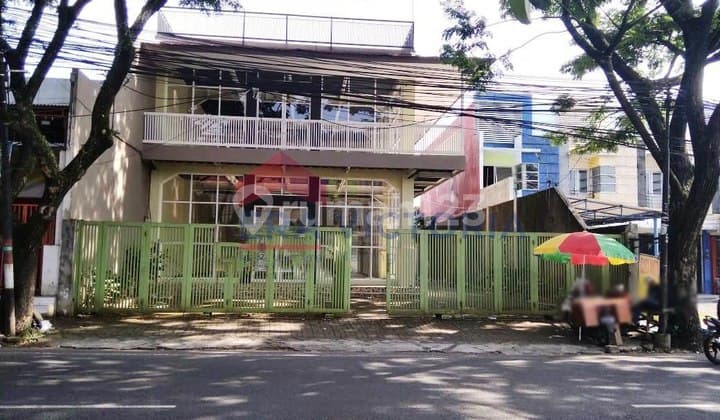 Ruko Lokasi Strategis SHM Pinggir Jalan Raya Ramai Usaha