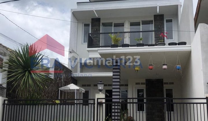 Rumah Villa Baru Siap Huni Dekat Tempat Wisata Favorit Kota Batu