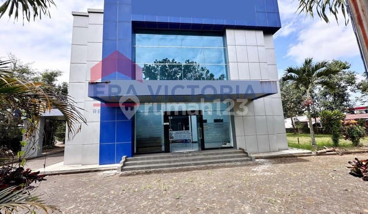 Office for Rent in Dipakisaji, Kepanjen, Malang