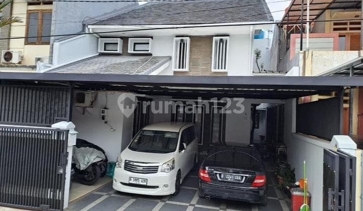 Dijual Rumah 10X14,3 Rapi Dekat Halte Transjakarta di Kebon Jeruk