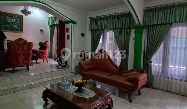 Sold Cheap 5 Minutes to Central Park Mall