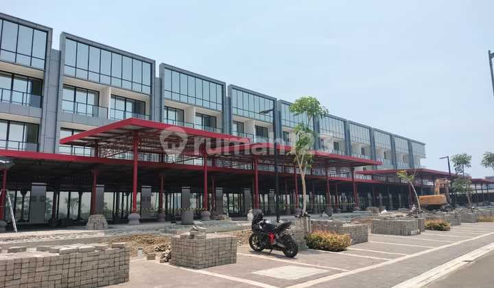 Ruko Mega Kuningan PIK2 Uk 4,5x18, Gandeng dan Satuan Siap Huni