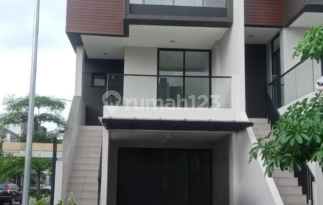 Rumah Golf Island PIK Uk 5x15 (3 Lantai) Furnished Siap Huni