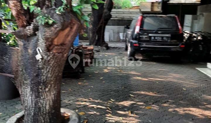 Spacious House in Mangga Besar Jakarta