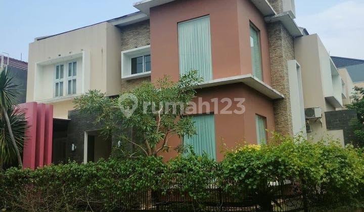 Dijual Turun Harga Rumah Hook Puspita Loka BSD
