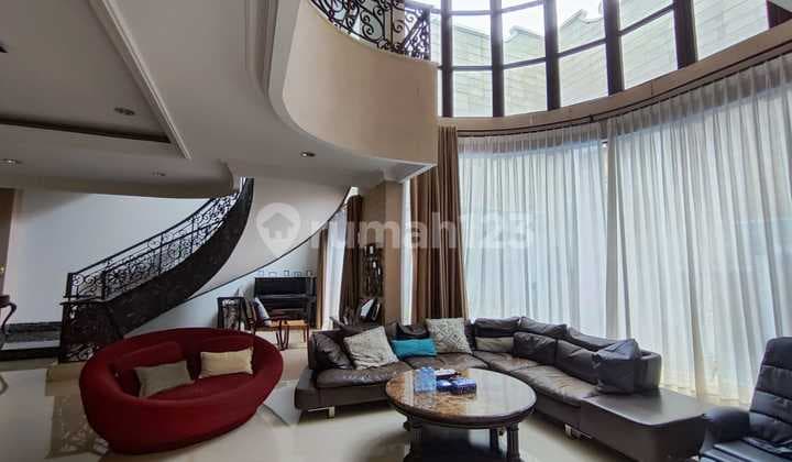 Dijual Rumah Mewah Cluster Crown Phg Gading Serpong