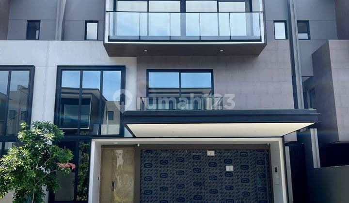 For Rent Luxury House in Lyton Navapark Cluster, BSD