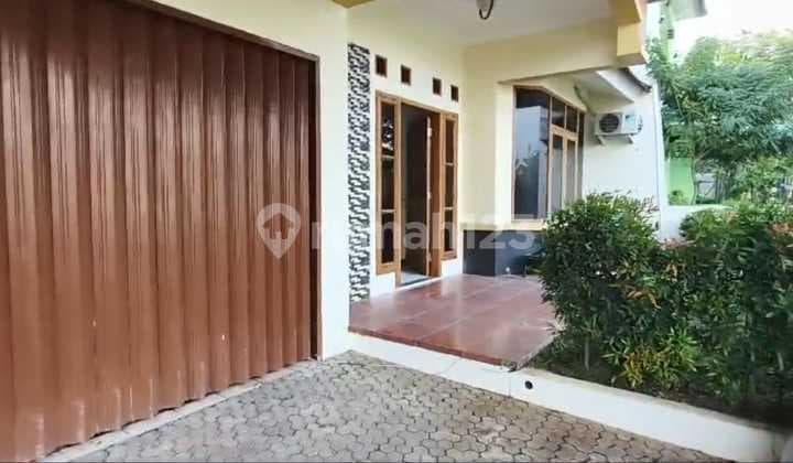 Rumah Cluster Bagus Strategis Di Graha Estetika