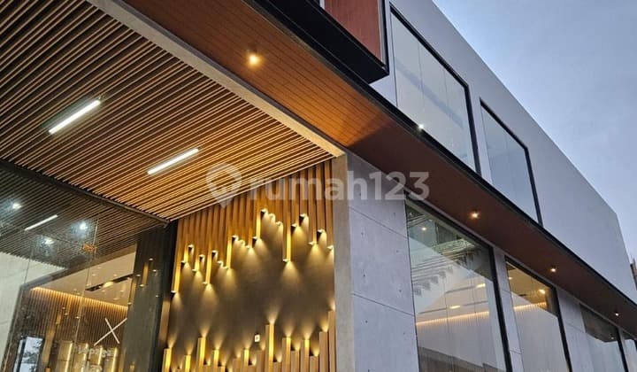 Pabrik Kosmetik Premium Siap Beroperasi 100% Baru di Pasuruan
