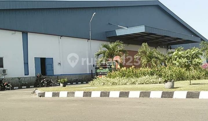 Former Very Large Textile Factory in Karanganyar, Solo