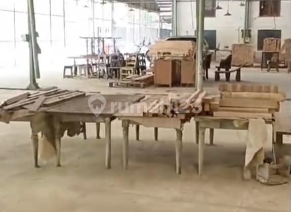 Ex Pabrik Muebel Premium Siap Pakai di Kotamadya Salatiga
