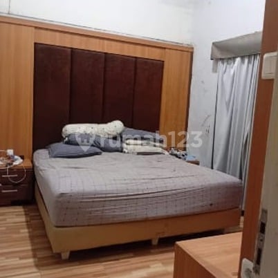 Rumah Eksklusif Bagus Siap Pakai di Puri Anjasmoro