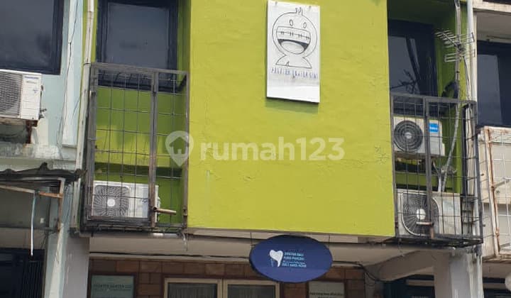 2-Story Shop House in Gading Serpong, Facing the Street, Near Mall and School.