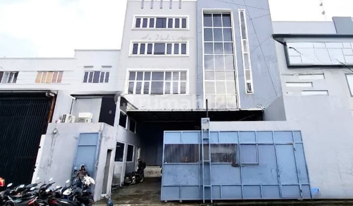 Office with 40'' Container Access Warehouse in Sentra Industri Terpadu III PIK, North Jakarta